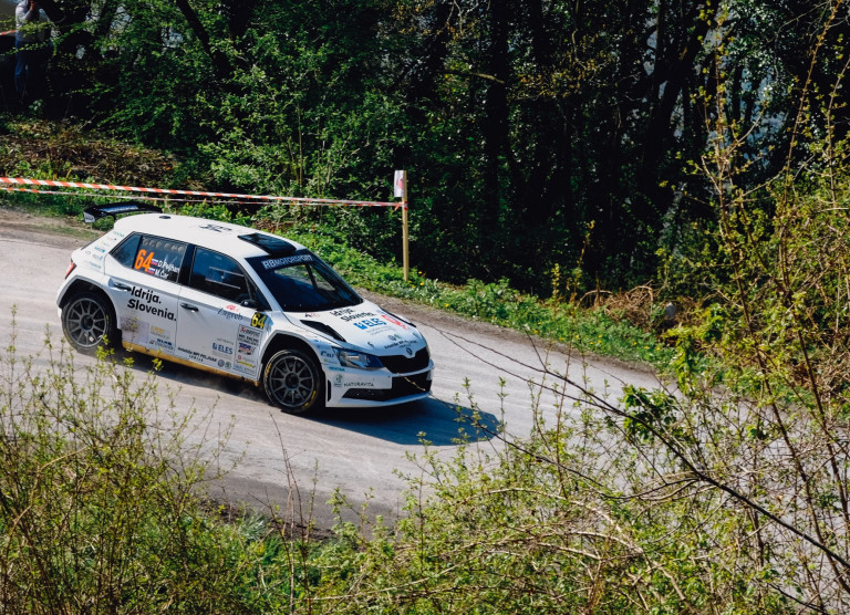 Massidega toimetulekuks varustas Elisa Rally Estonia koguni nelja liikuva tugijaamaga